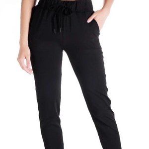 Yogipace Womens Yoga on the Fly Pant NWT